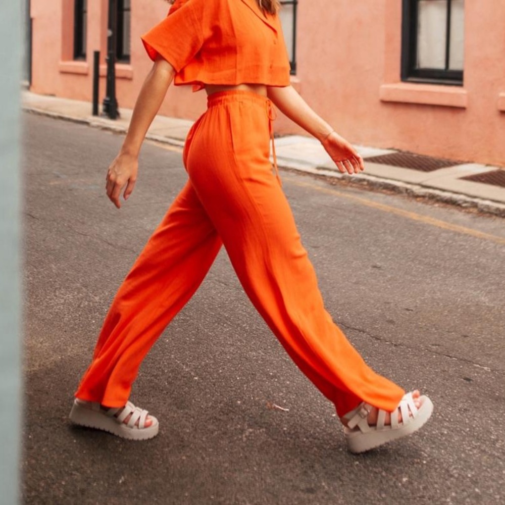 Wide leg drawstring pants